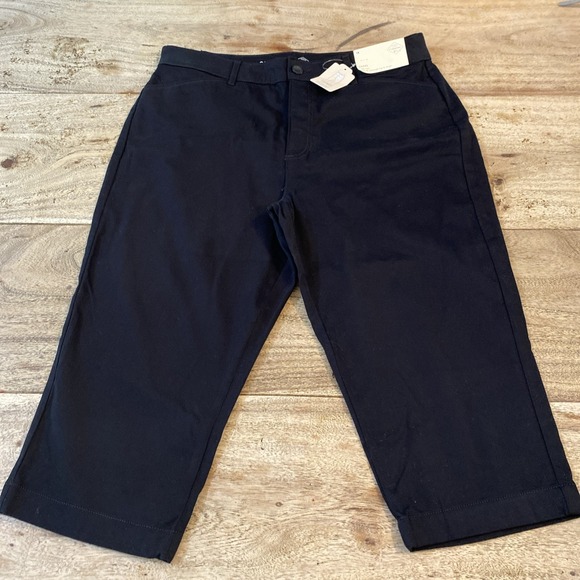 St. John's Bay Pants - St John's Bay Women's Pants Size 14 Secretly Slender Capri Tan Khaki NEW